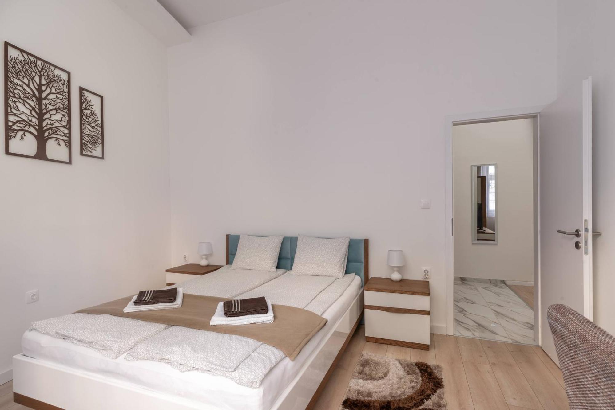 Apartment With 2 Bedrooms Near Gellert Thermal Bath Budapest Exterior foto