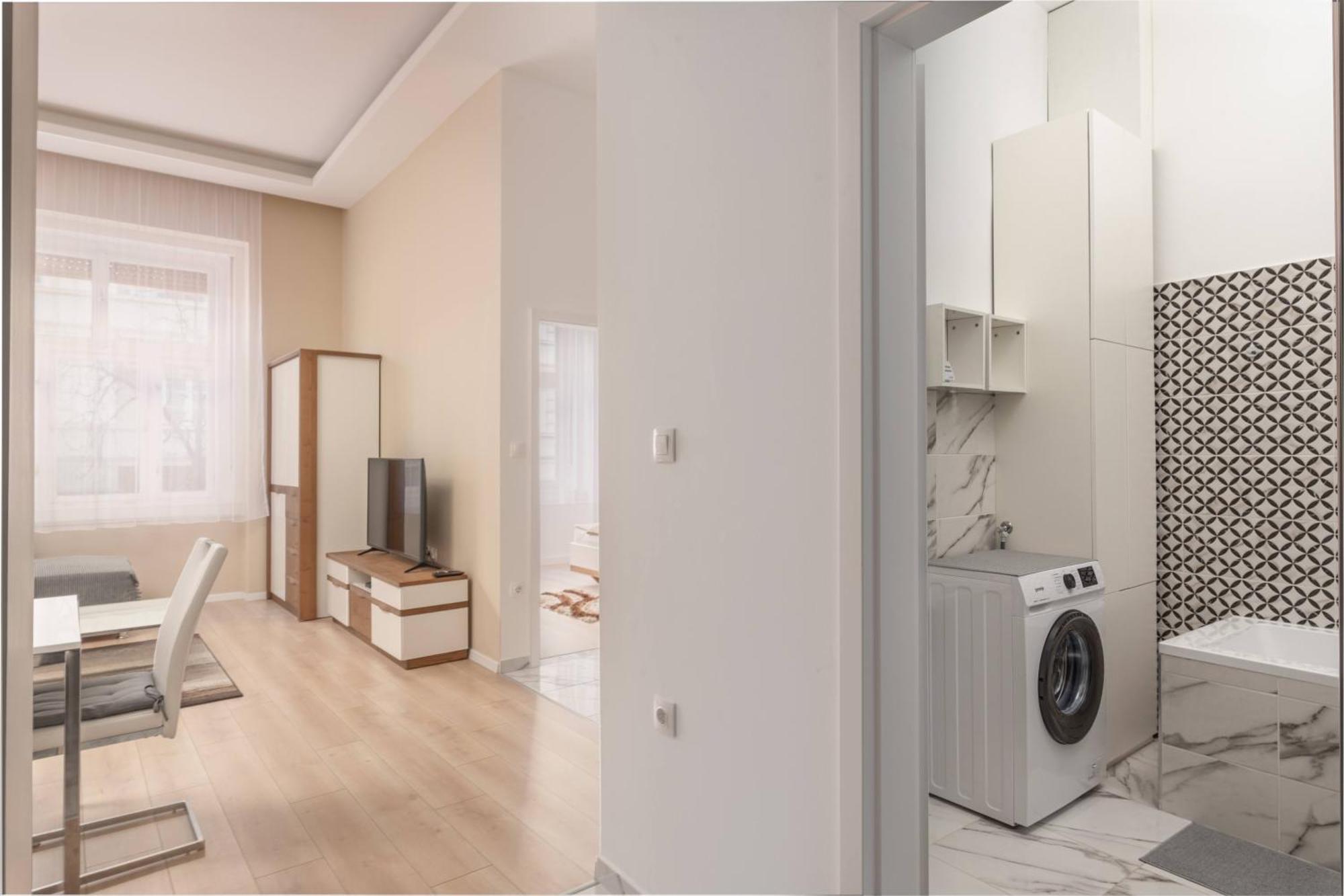 Apartment With 2 Bedrooms Near Gellert Thermal Bath Budapest Exterior foto